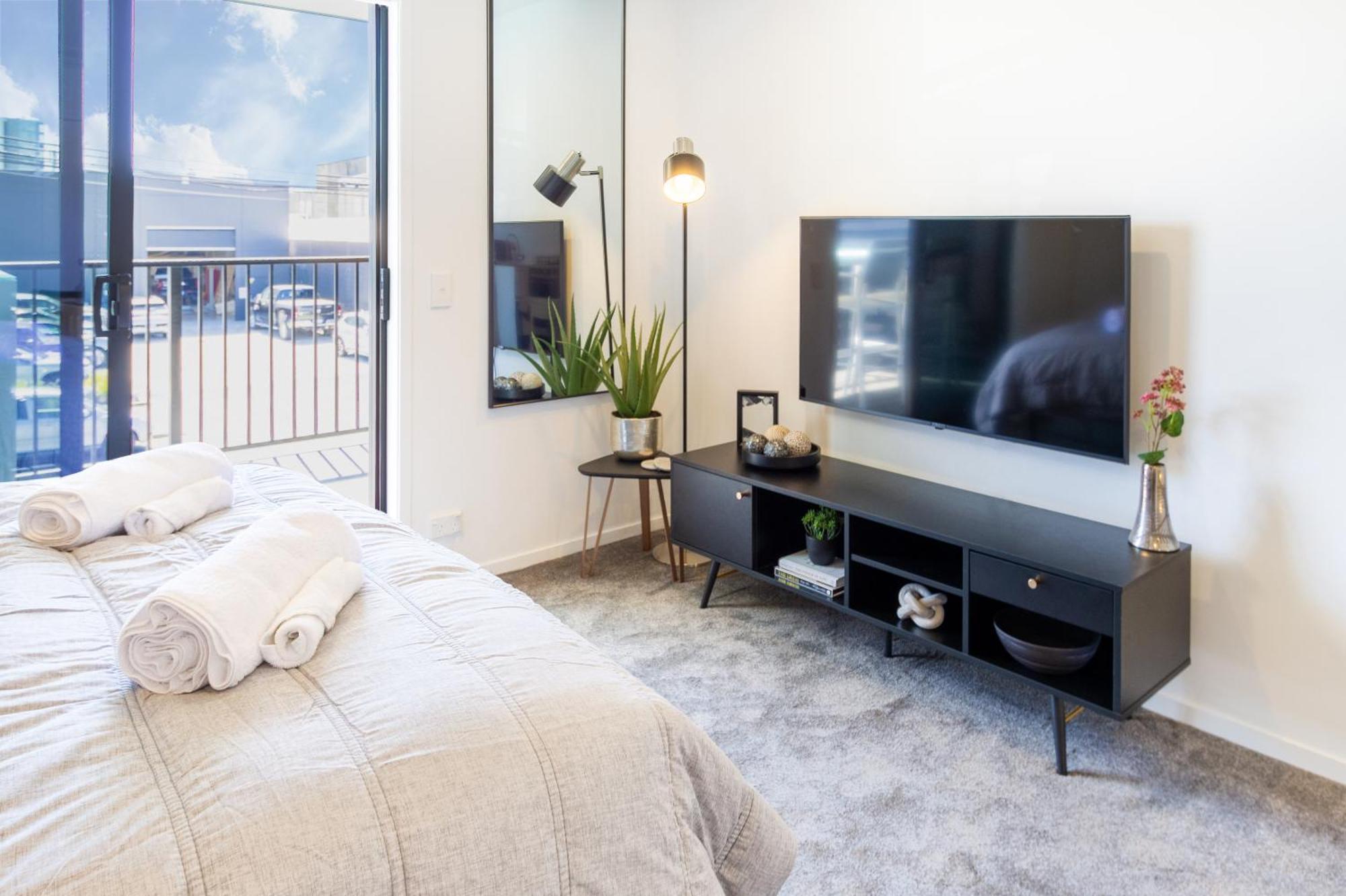 Central City Charm: Pet-Friendly Studio Christchurch Ngoại thất bức ảnh